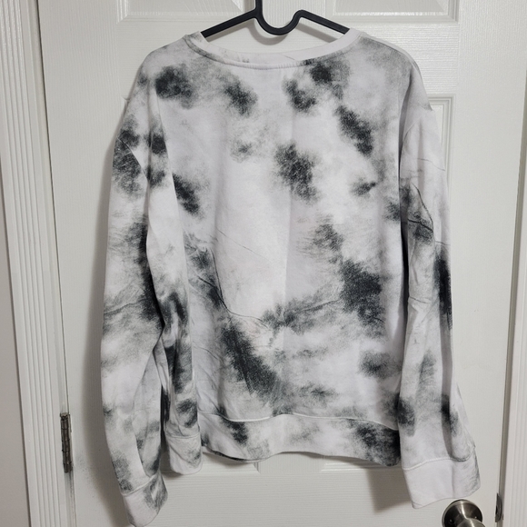 DISNEY | nightmare before christmas long sleeve sweatshirt XL - Picture 5 of 5